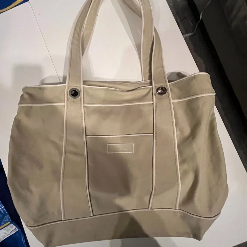 Vera Bradley Tan Tote (Previously‎ Used)
